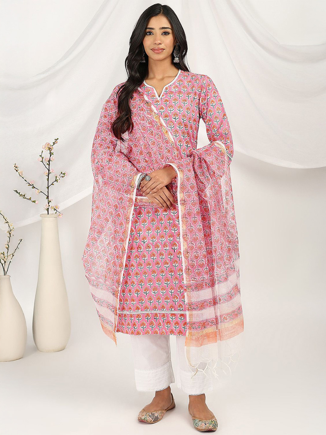 Tahiliya Pink Kota Doria Dupatta