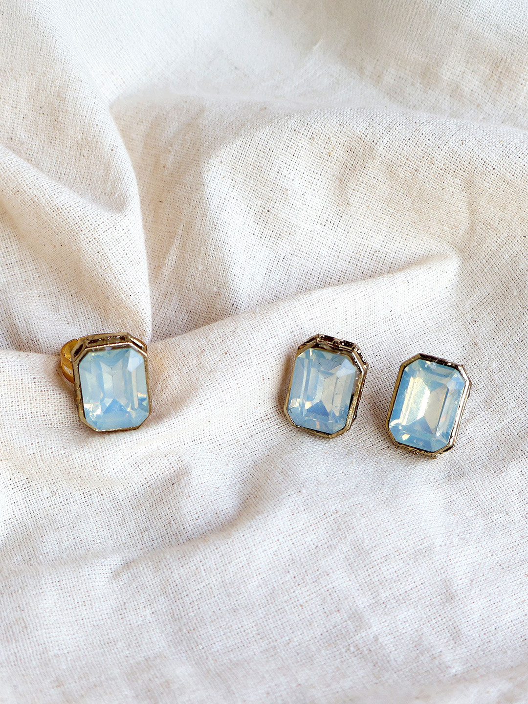 BeAbhika Set Of 2 Glass Crystal Jewelry Combo Statement Studs Earrings & Adjustable Ring