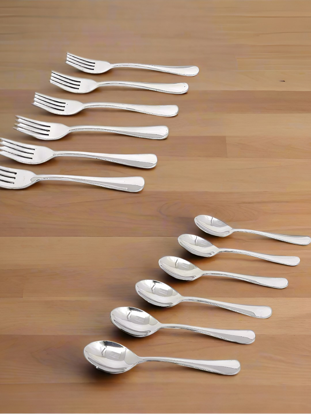 Nyra Kitchenware Steel 12 Pieces Stainless Steel Cutlery