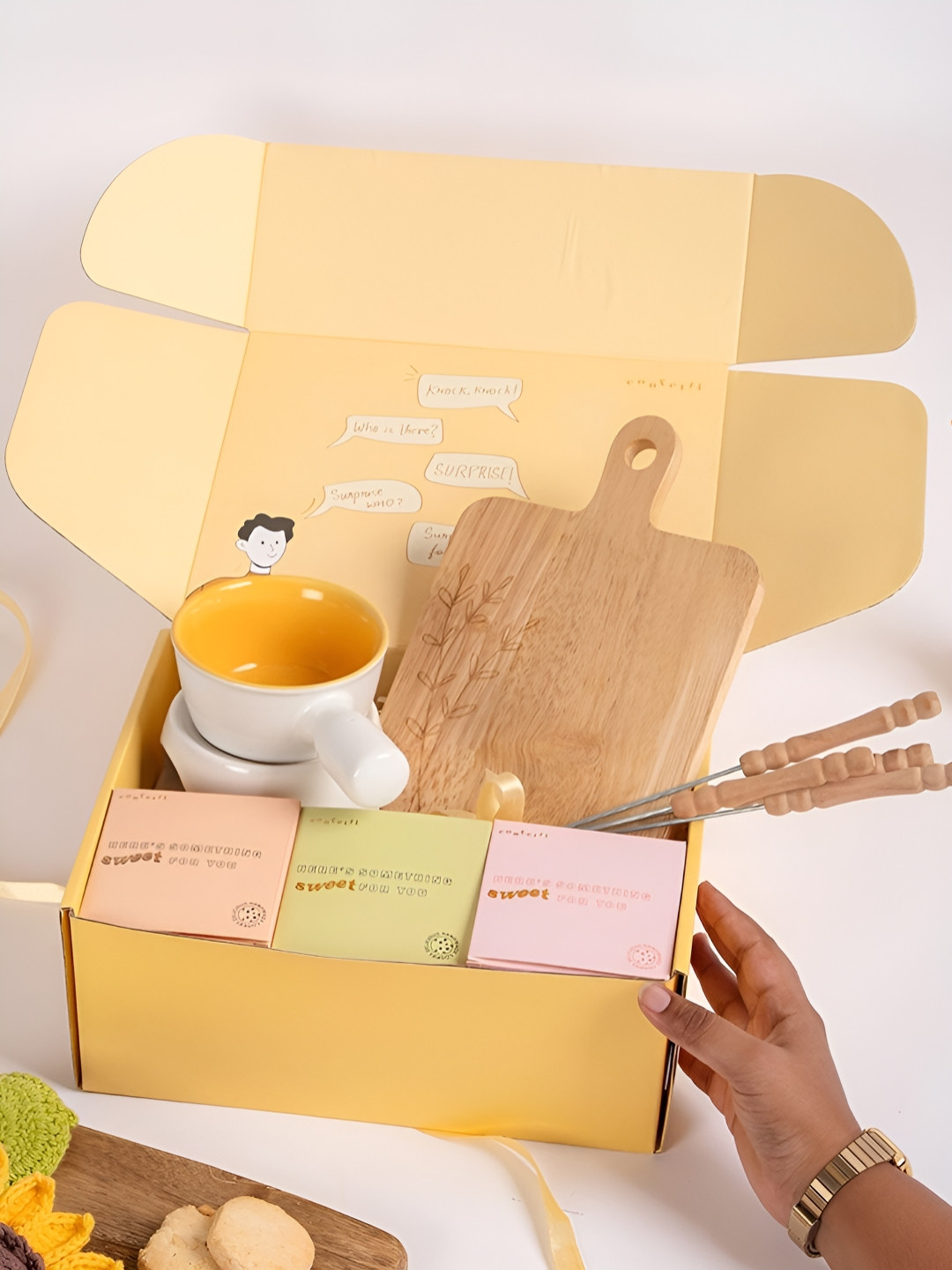 Confetti Gifts White & Yellow Mother's Day Gift Set