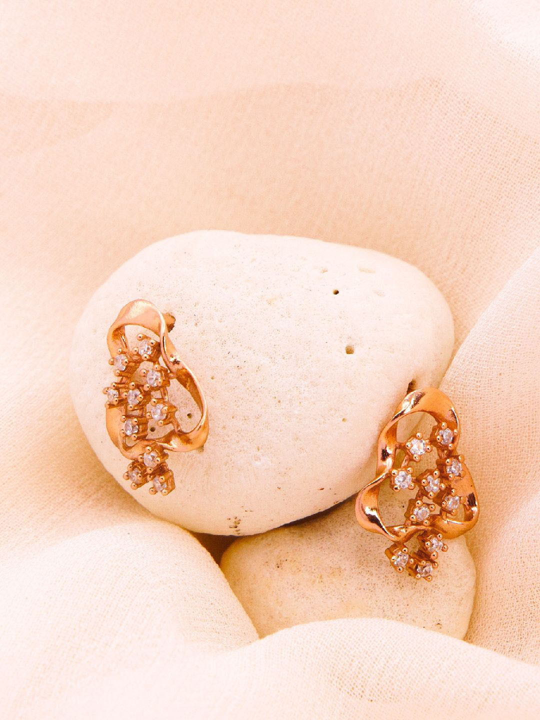 Kinavah 92.5 Silver Gold-Plated Artificial Stones Studded Intertwined Knot Drop Earrings