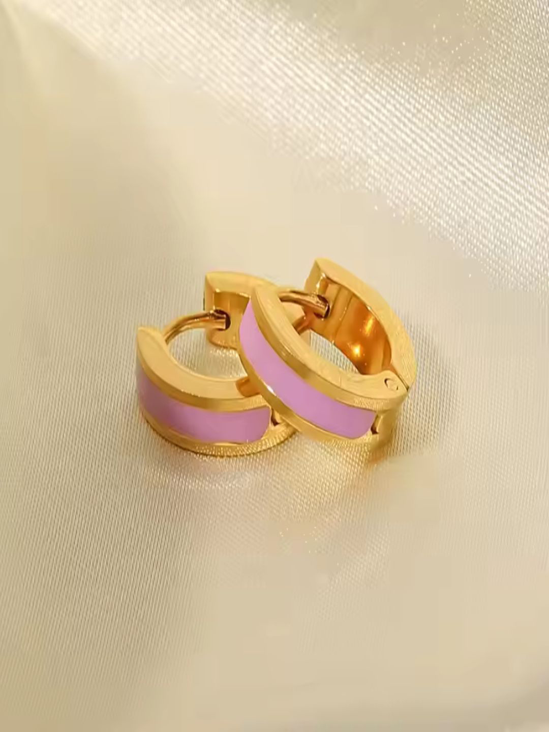 DIMPLERY Stainless Steel Gold-Plated Circular Shaped Hoop Earrings