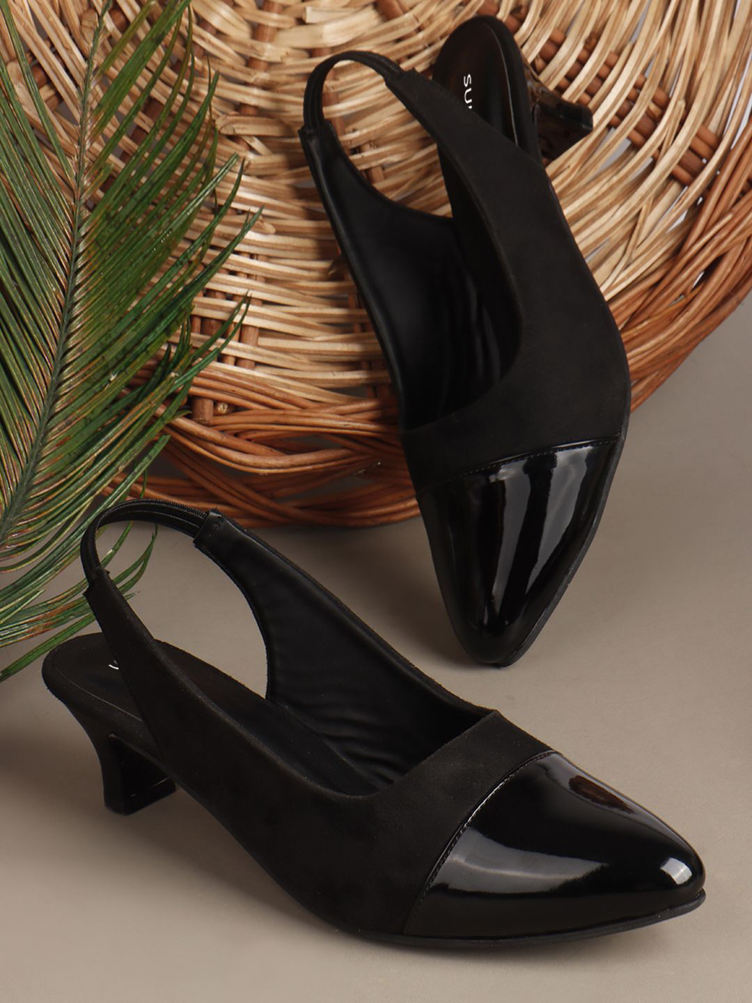 SUKUN Women Solid Regular Pointed Toe Pumps Heels