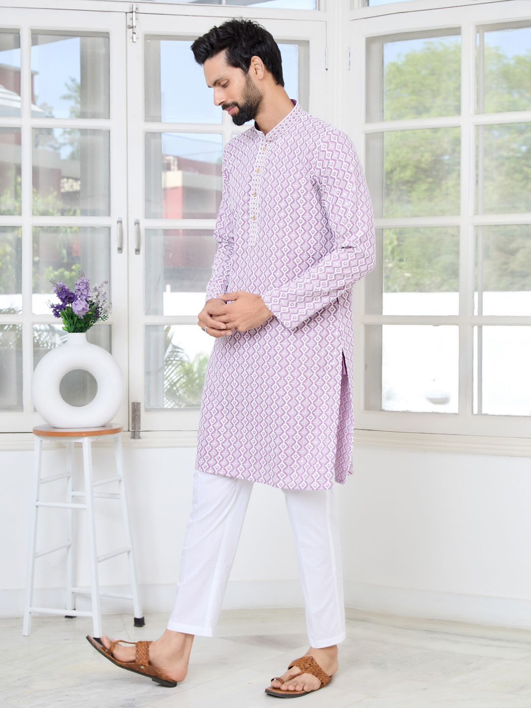 See Designs Embroidered Chikankari Mandarin Collar Straight Kurta