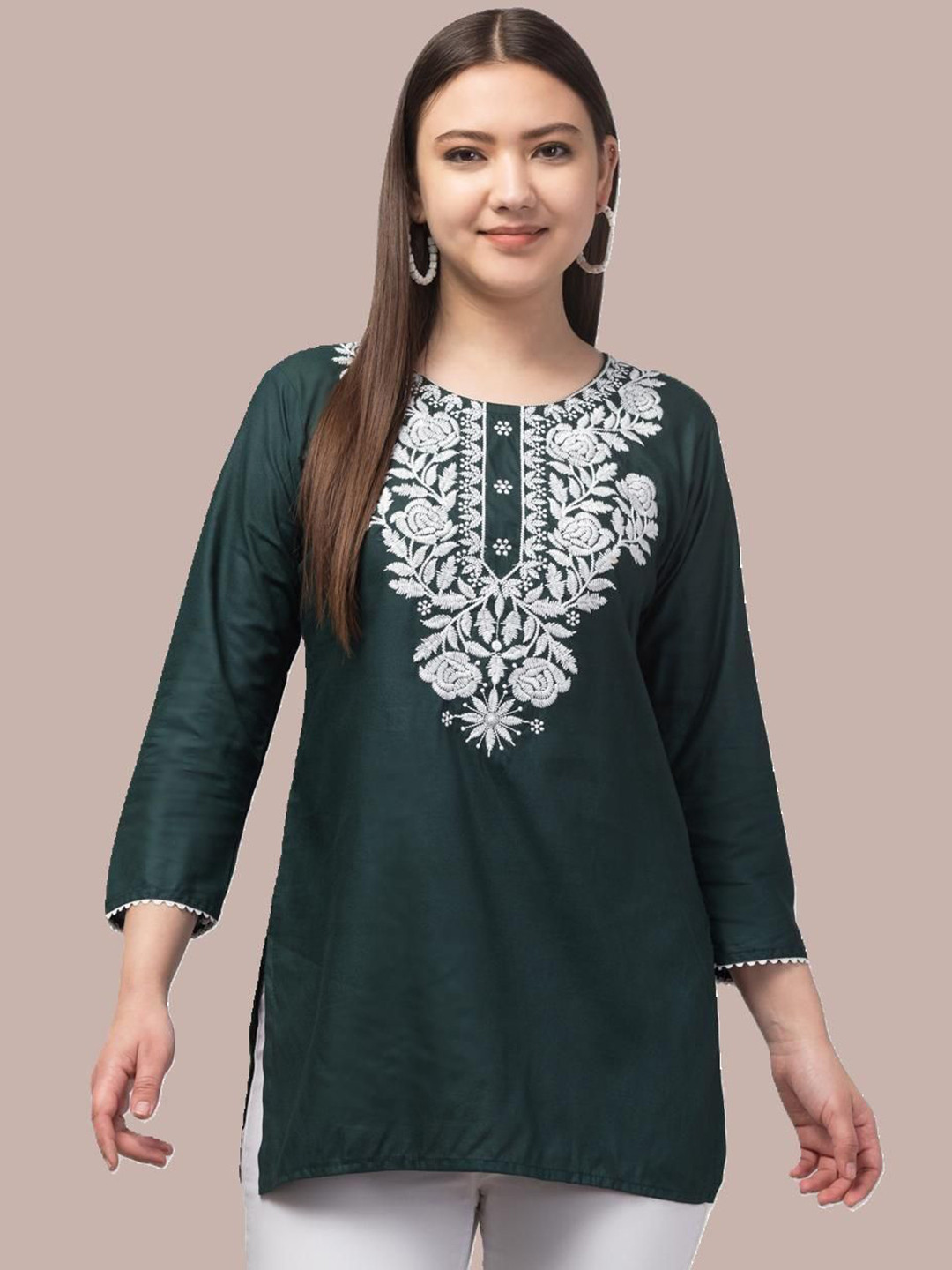 Aura Glam Ethnic Motifs Embroidered Thread Work Thread Work Kurti