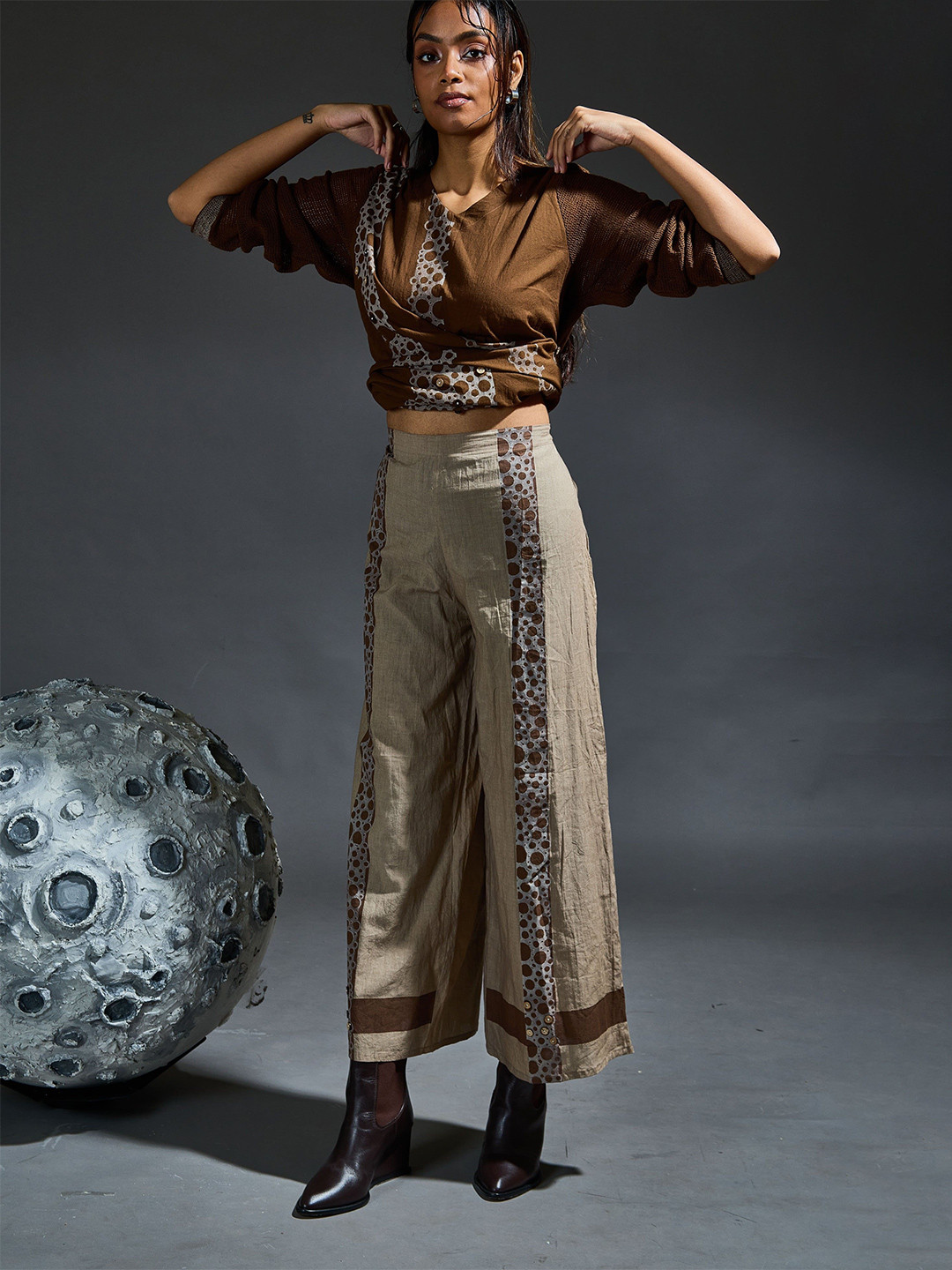 Banana Labs Women Printed Flared Handloom Cropped Ethnic Palazzos