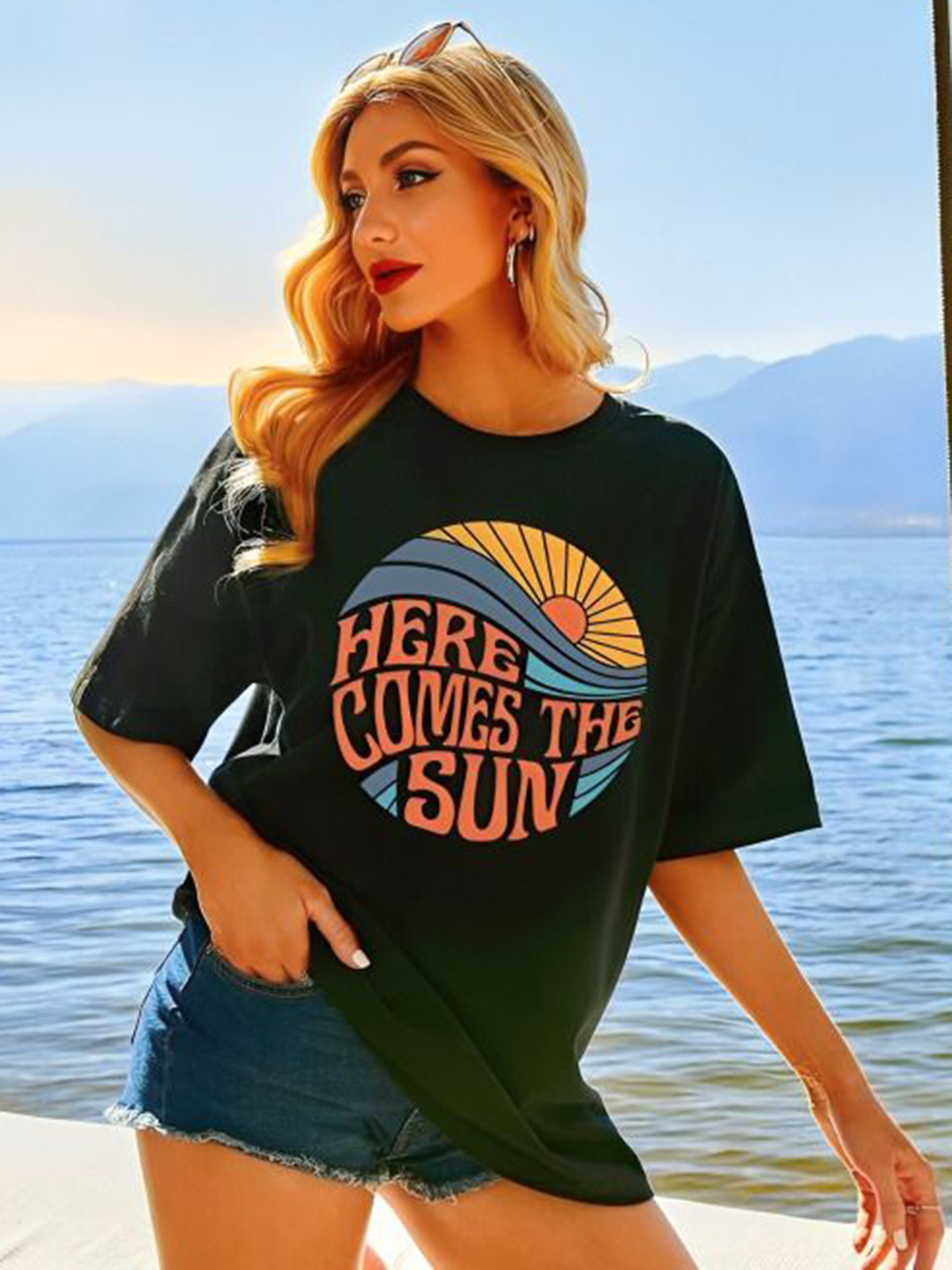 Here Comes The Sun Graphic Oversized T-shirt