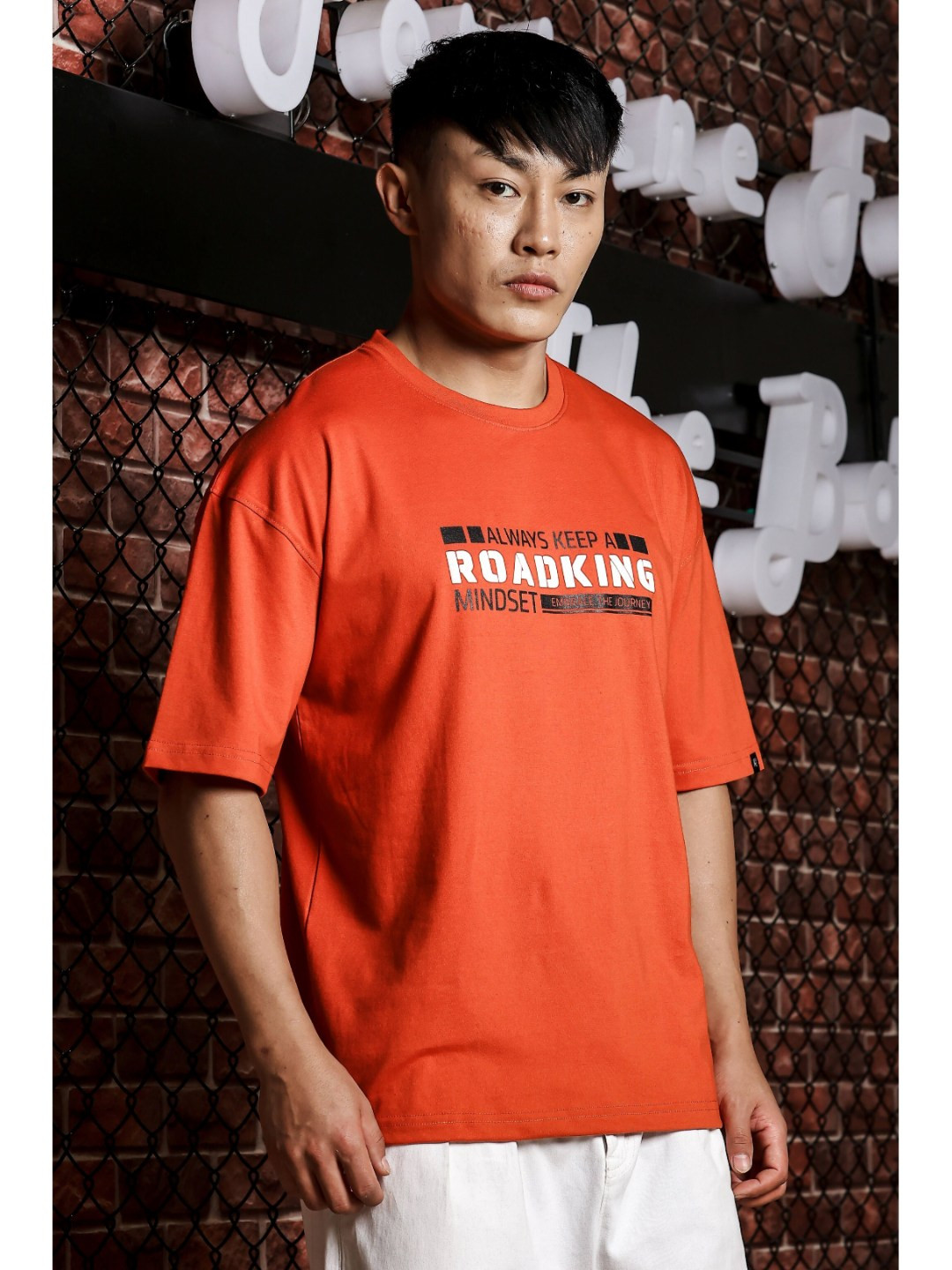 Roadking Men Printed Pockets T-shirt