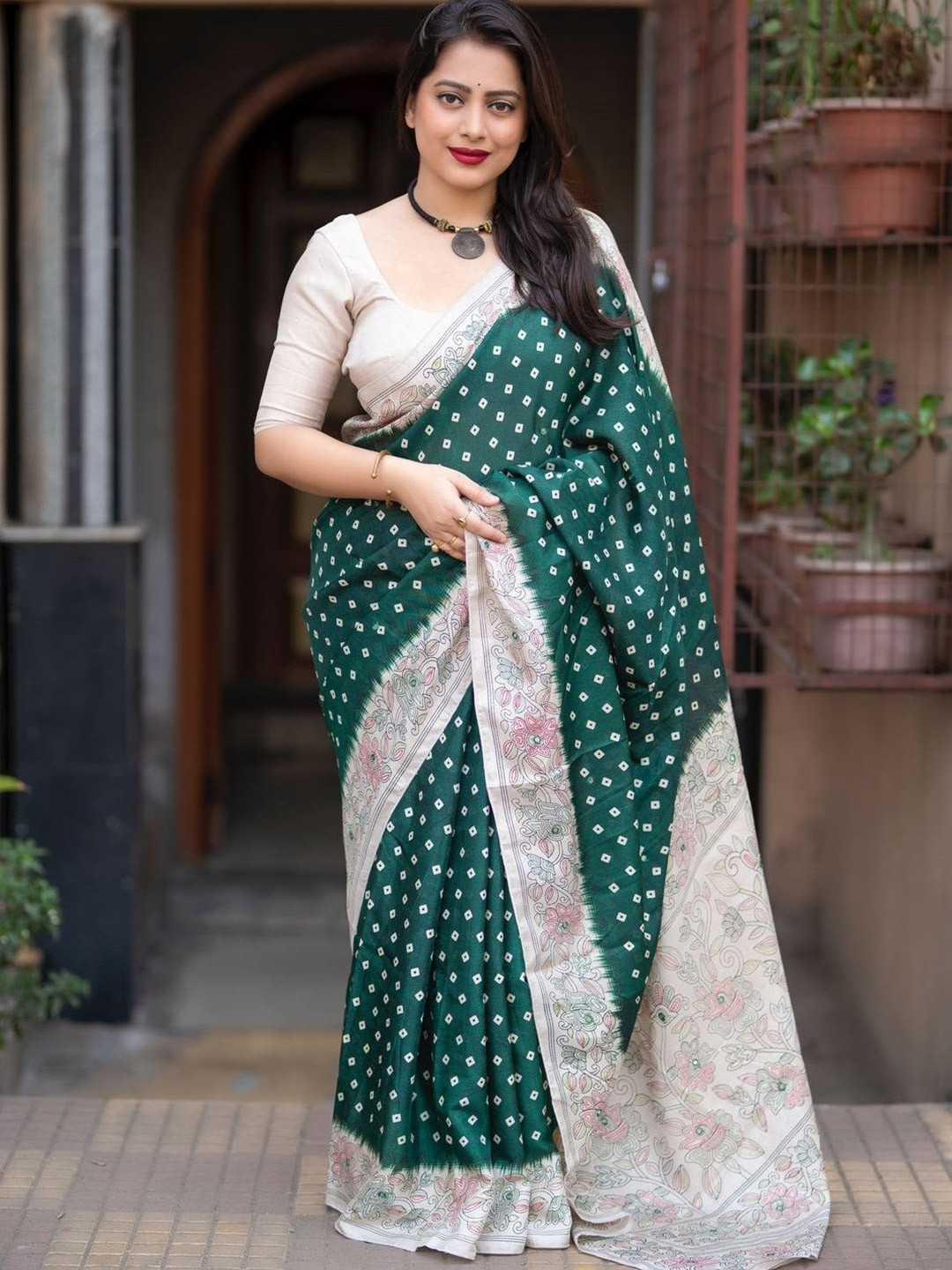 Panzora Kalamkari Mirror Work Silk Blend Bandhani Saree
