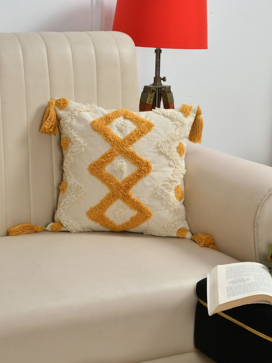 Dolce Casa 1 Piece Geometric Tufted Light-Weight Square Cushion Cover