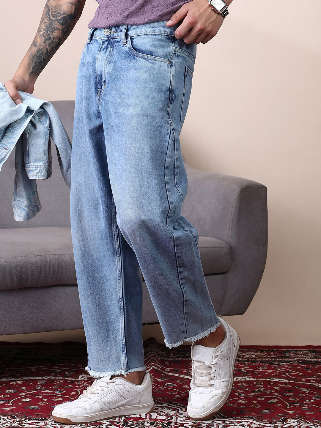 Campus Sutra Men Comfort Regular Fit Mid-Rise Clean Look Heavy Fade Stretchable Jeans