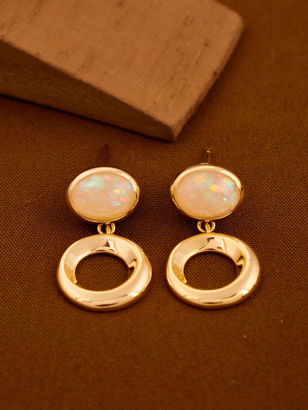 GC Jewelery Gold Plated Artificial Beaded Circular Noty Drop Earrings