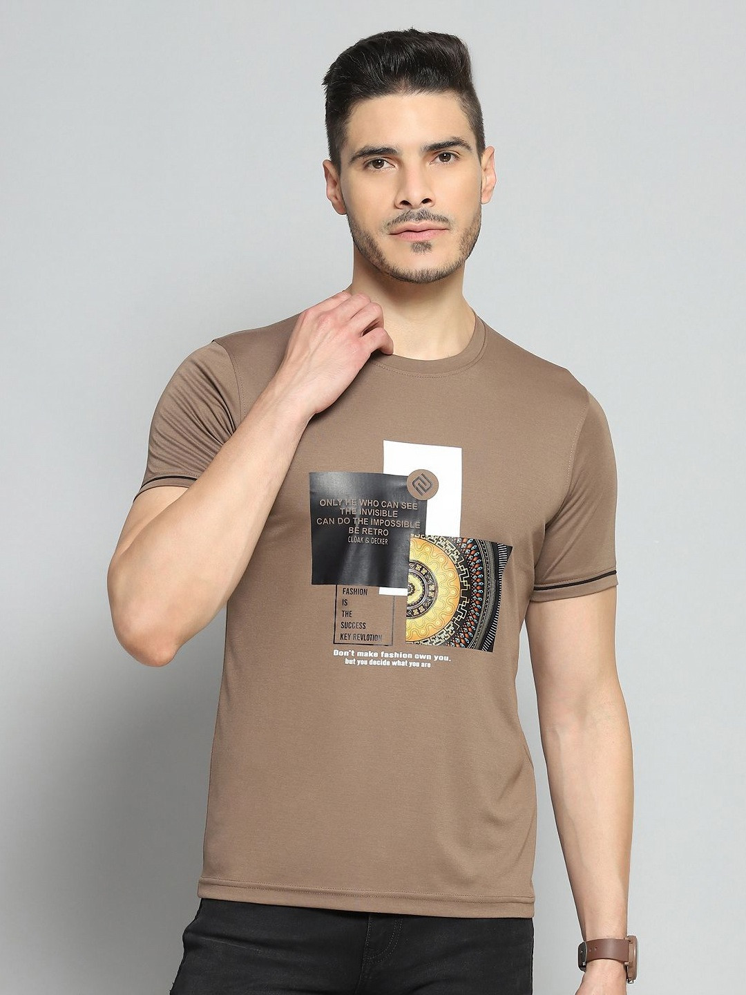 Cloak & Decker Printed Extended Sleeves Pockets T-shirt