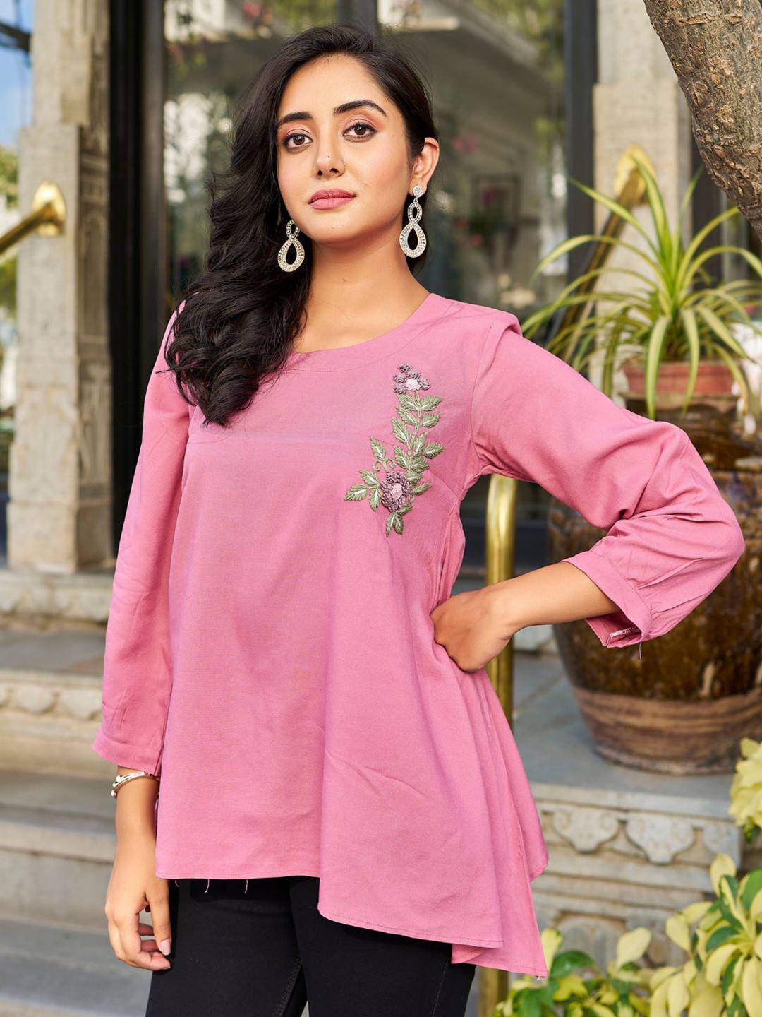 Moda Rapido Yamr Tulsi Women Embroidered Tunic