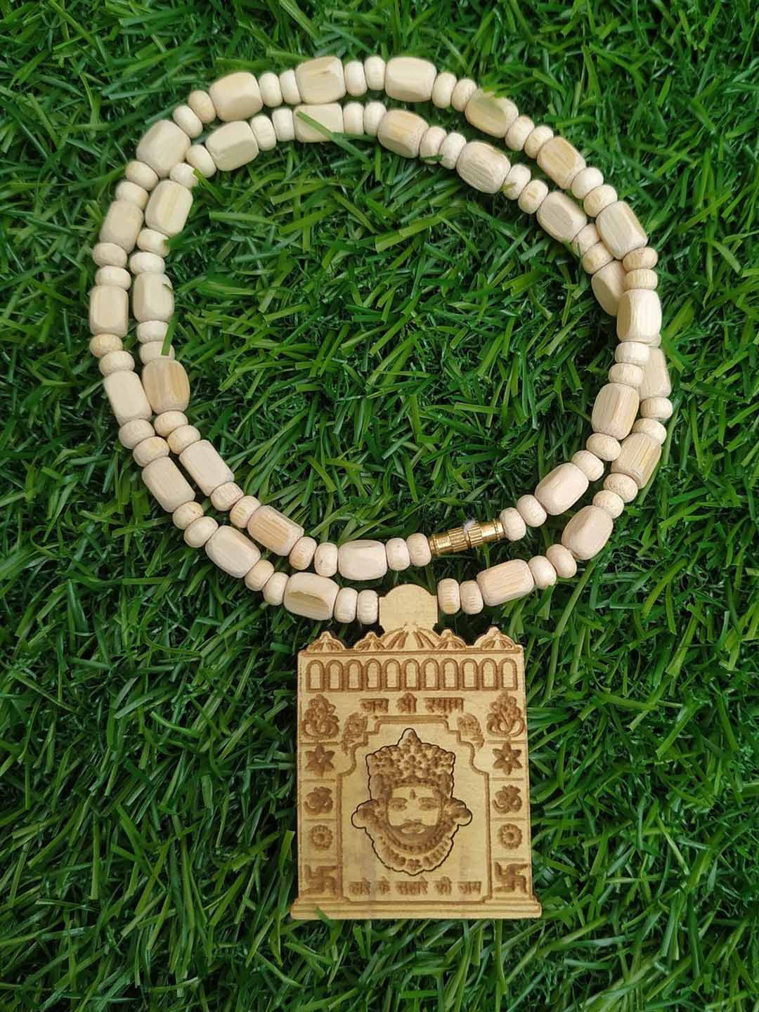 APNA KANHA Square Pendants
