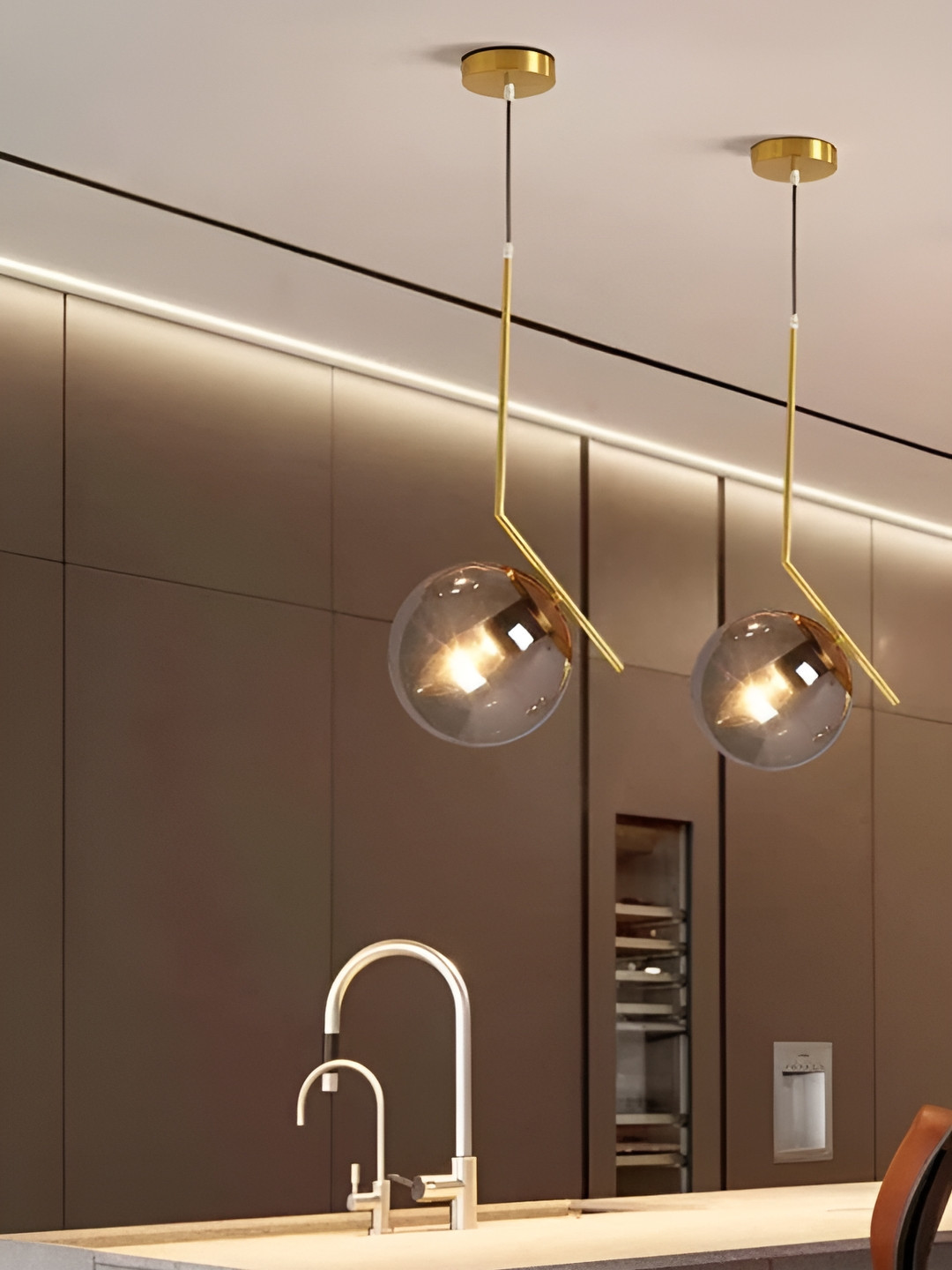 KINIS Gold-Toned & Transparent Abstract Shaped Ceiling Lamp