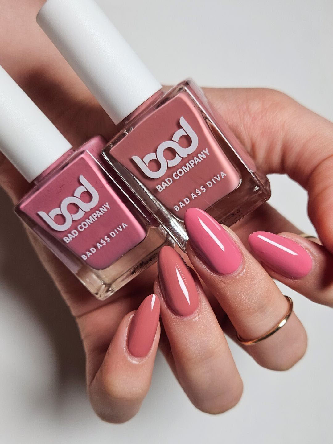 BAD COMPANY Set Of 2 No Toxin Nail Polish - 10 ml Each - Keep walking 59 - Zero F*cks 61