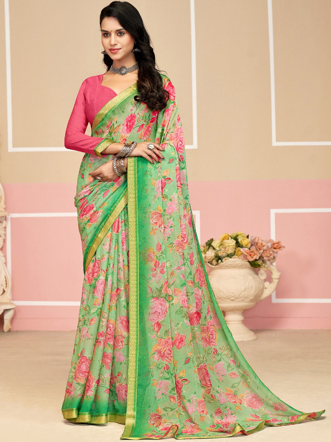 DIVASTRI Floral Printed Lace Work Saree with Blouse Piece