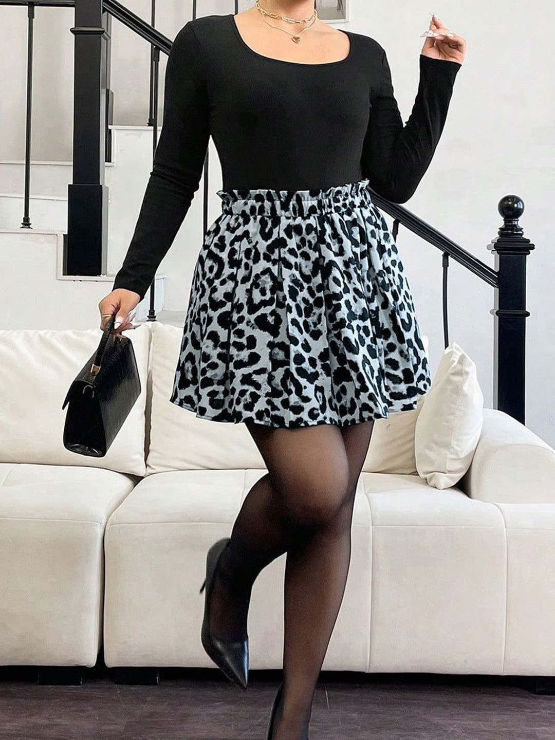 Outzidr Printed Paper Bag Flared Maxi Skirt