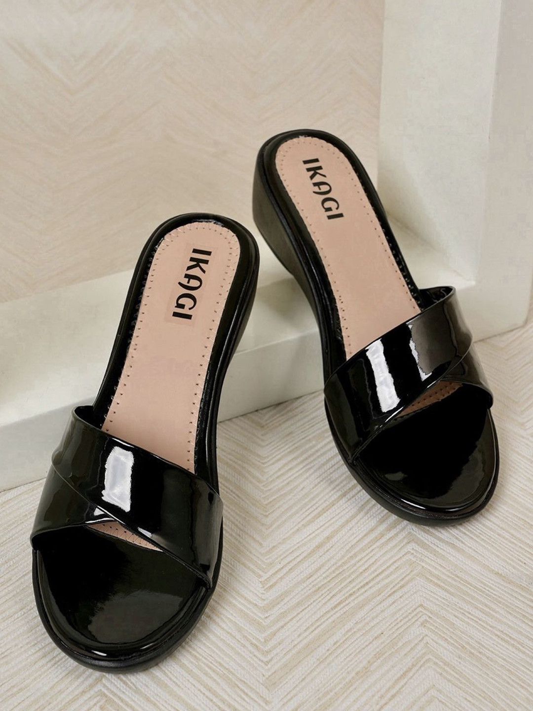 IKAGI Women Open Back Wedge Heels