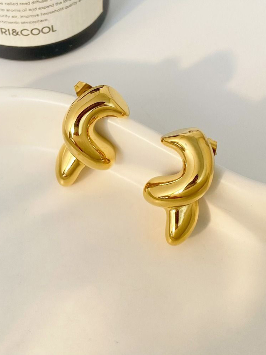 VIEN Stainless Steel Gold-Plated Geometric Shaped Hypoallergenic Twist Drop Earrings