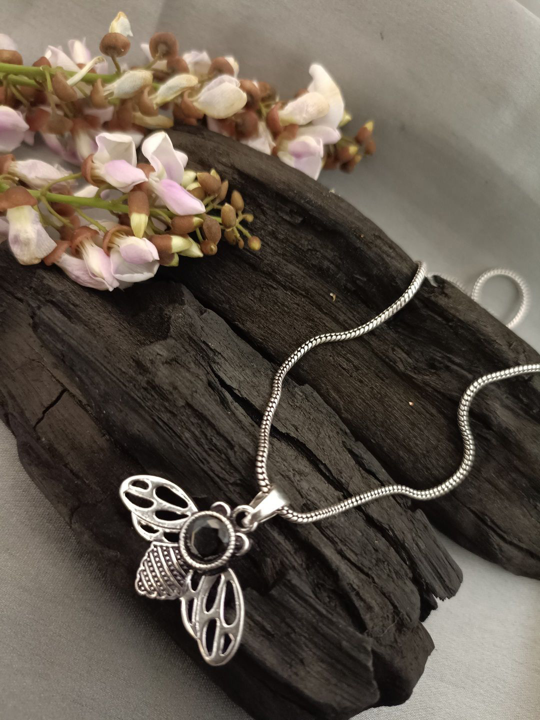 Sanjog German Silver-Plated Contemporary Beatel Pendant with Chains Quickery Necklace