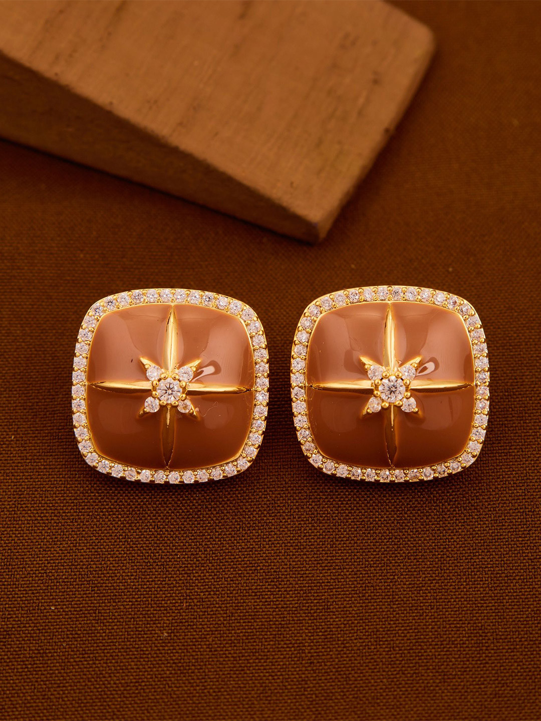 GC Jewelery Copper Gold-Plated  Crystals Stones Studded Square Studs