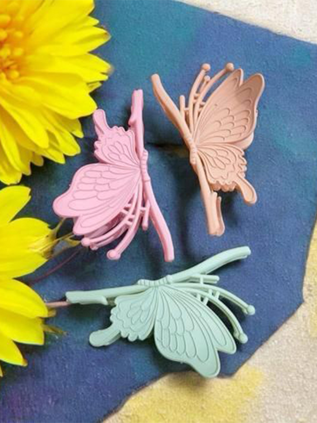 Radhya Accessories Set of 3 Women Butterfly Matte Finish Hair Claw Clip