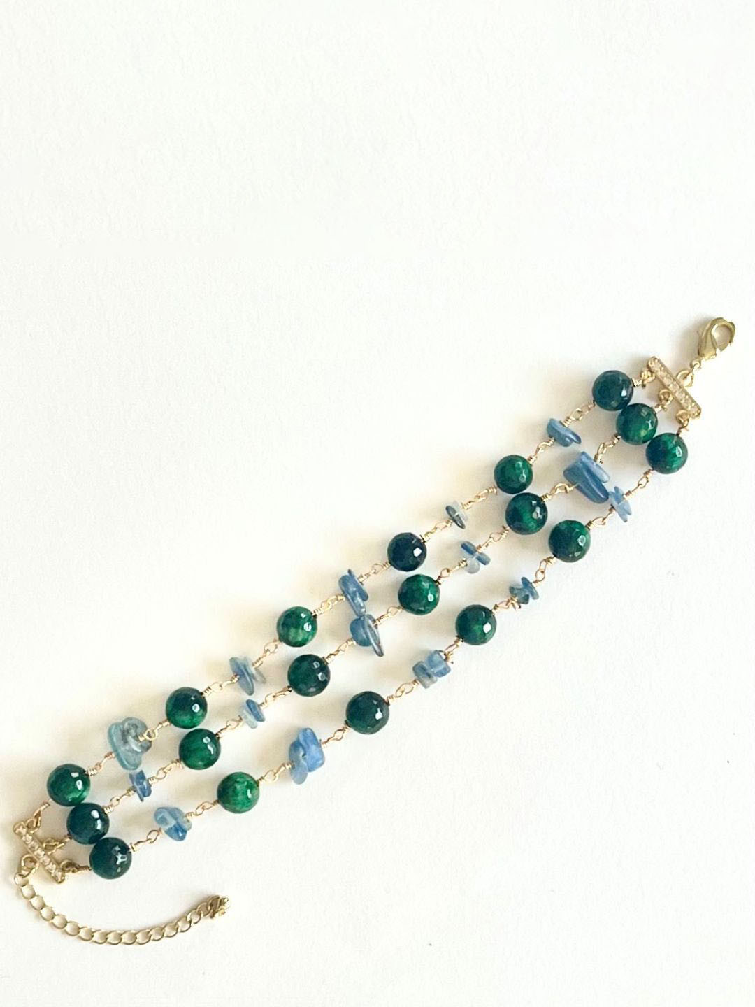 JewelTreeTz Gold-Plated Agates Stone Studded & Kyanite Beaded Bracelet