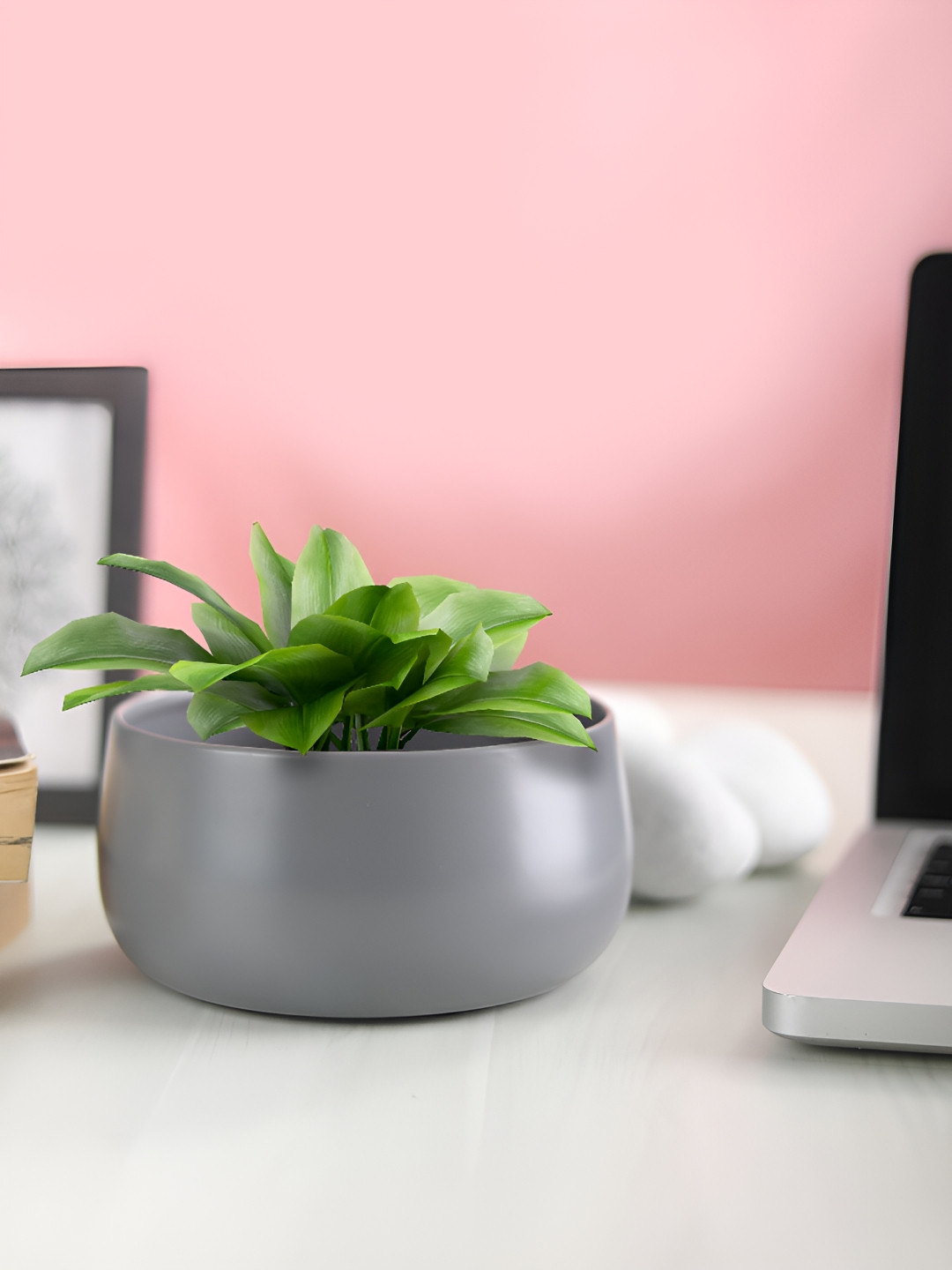 Homspurts Grey Handi Resilient Metal Planter