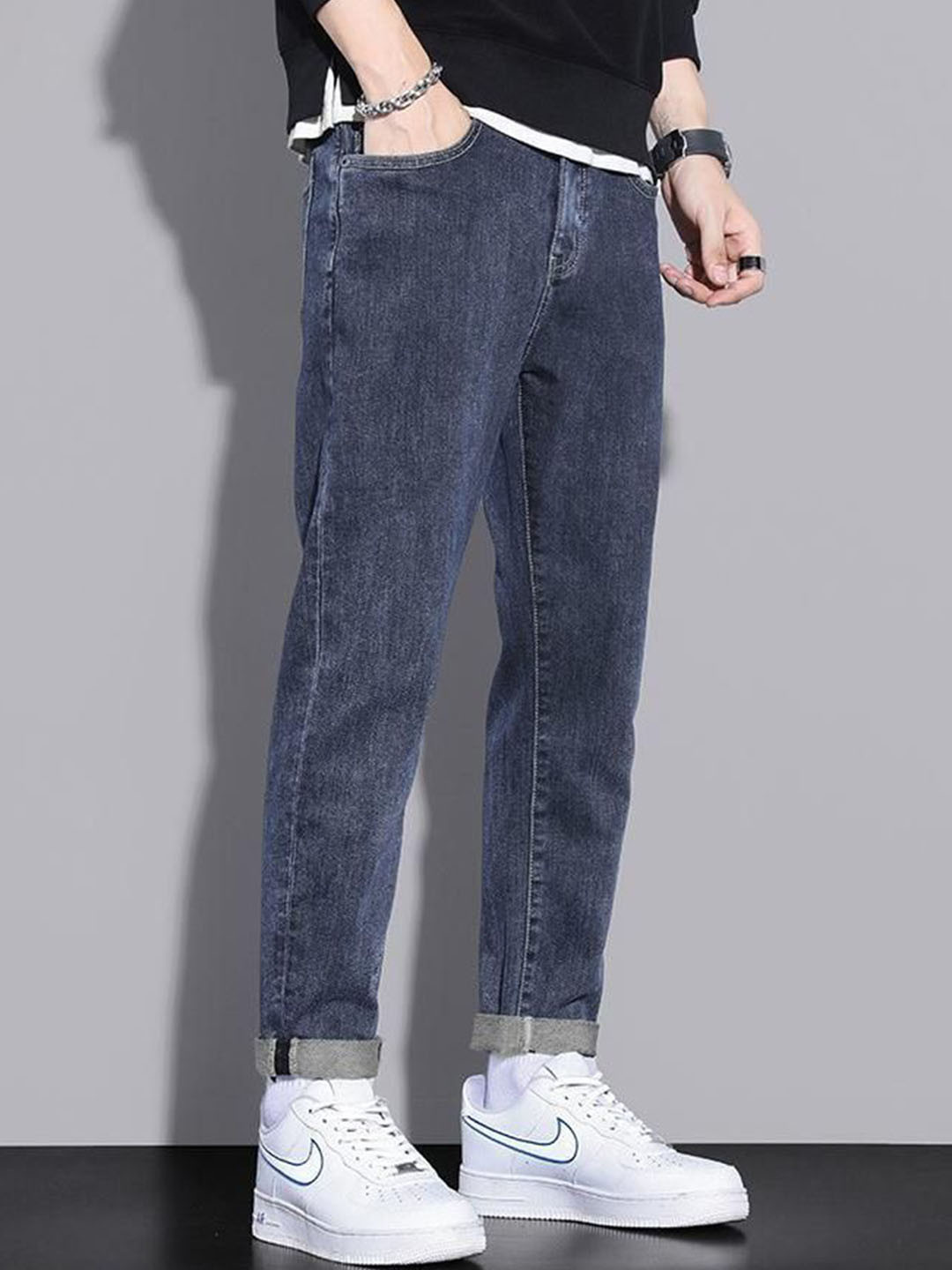 HERE&NOW Men Straight Heavy Fade Fit Mid-Rise Jeans