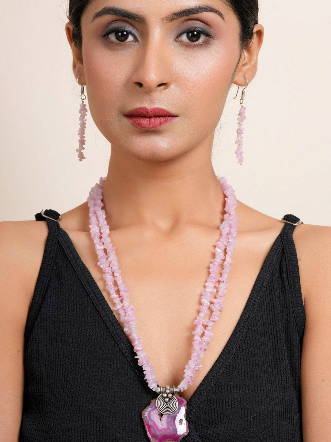 Look and Adorn Agate with 2 Line Stone Necklace Set with Earrings