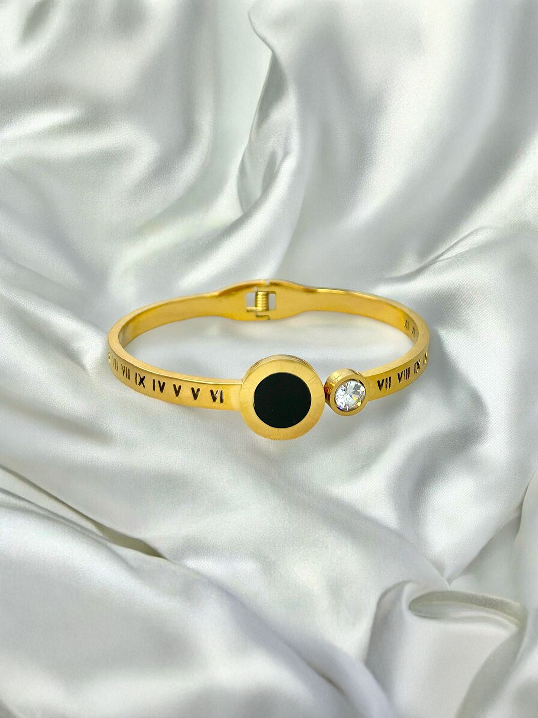 ELEGANCE Stainless Steel Gold-Plated Roman Numeral Kada Bracelet