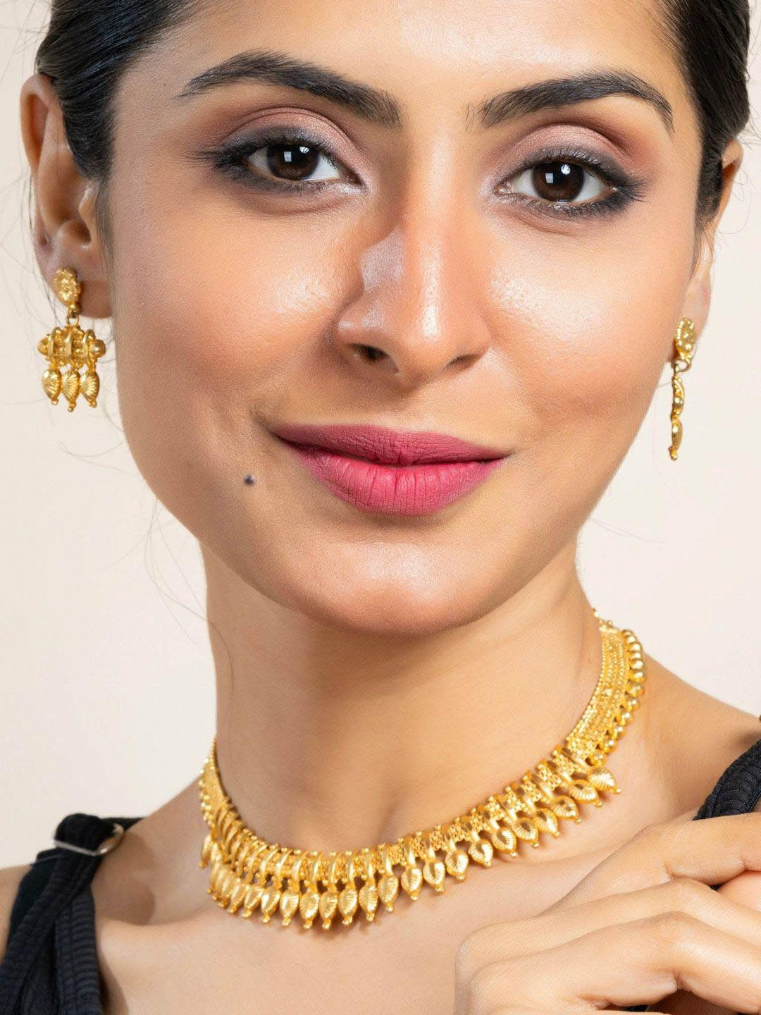 Look and Adorn Gold Plated Leaf Necklace Set with Earrings