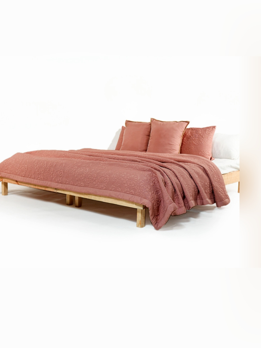 Zarf Blush Floral Cotton 400 GSM Comforter with 2 Pillowcases & 2 Cushion Covers