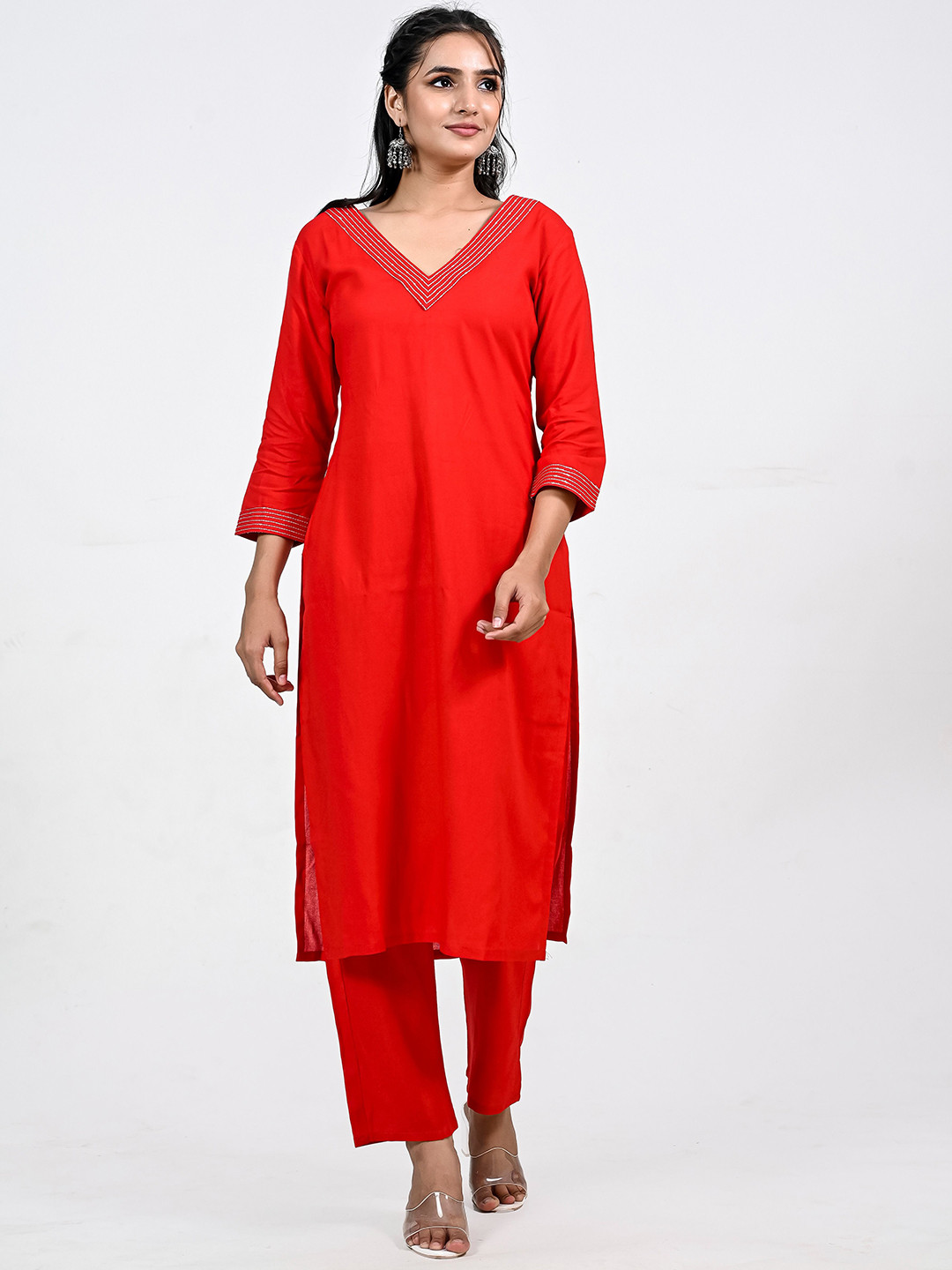 KAMODIAZ Women Yoke Design Straight Kurta with Trousers