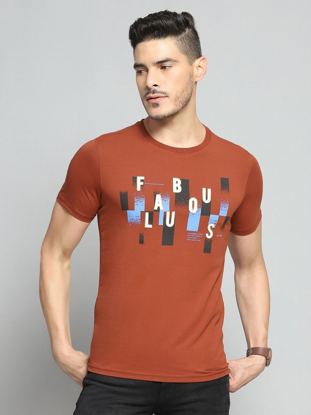 Cloak & Decker Men Printed Round Neck Slim Fit T-shirt