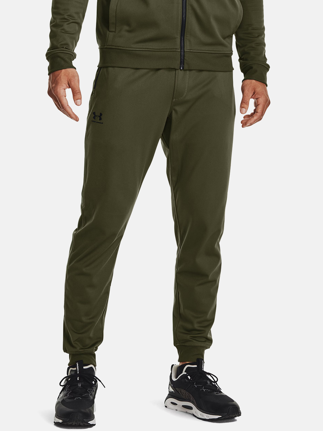 UNDER ARMOUR Men Mid-Rise Sweat-Wicking Regular Fit Sportstyle Joggers
