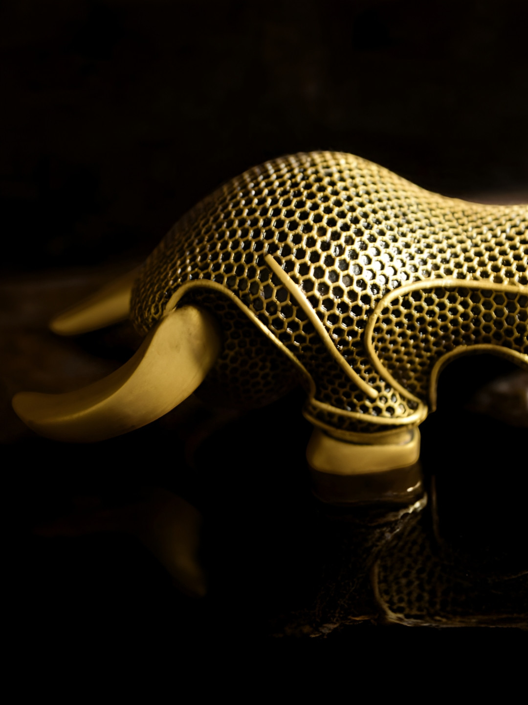 Fabzie Decor Geometrical Sculpture Gold Marble Metallic Living Room Tiny Showpiece - 2 Inches