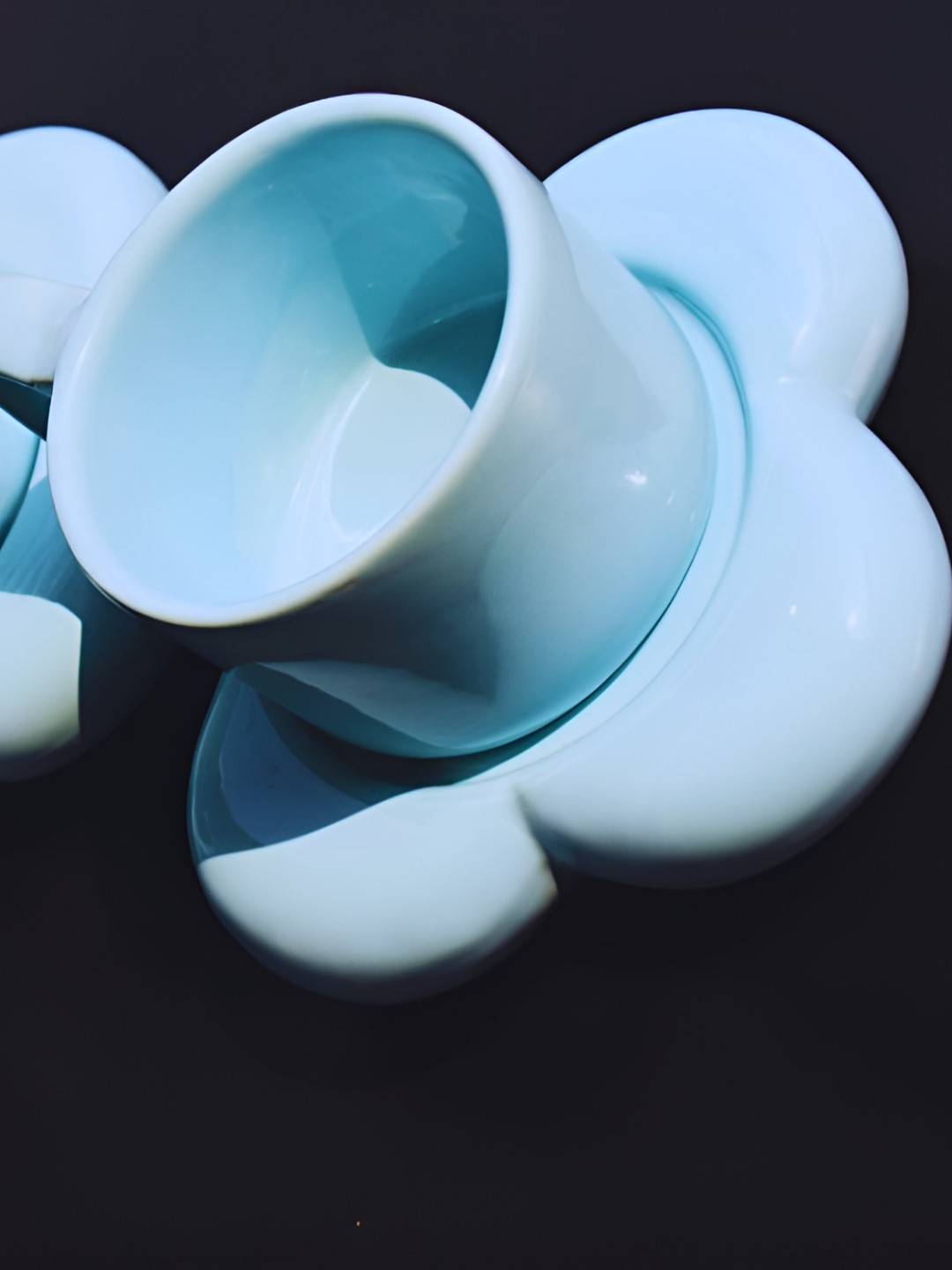 TheYUGO Blue Ceramic Microwave Safe 2 Piece Mugs with 2 Saucer-330ml