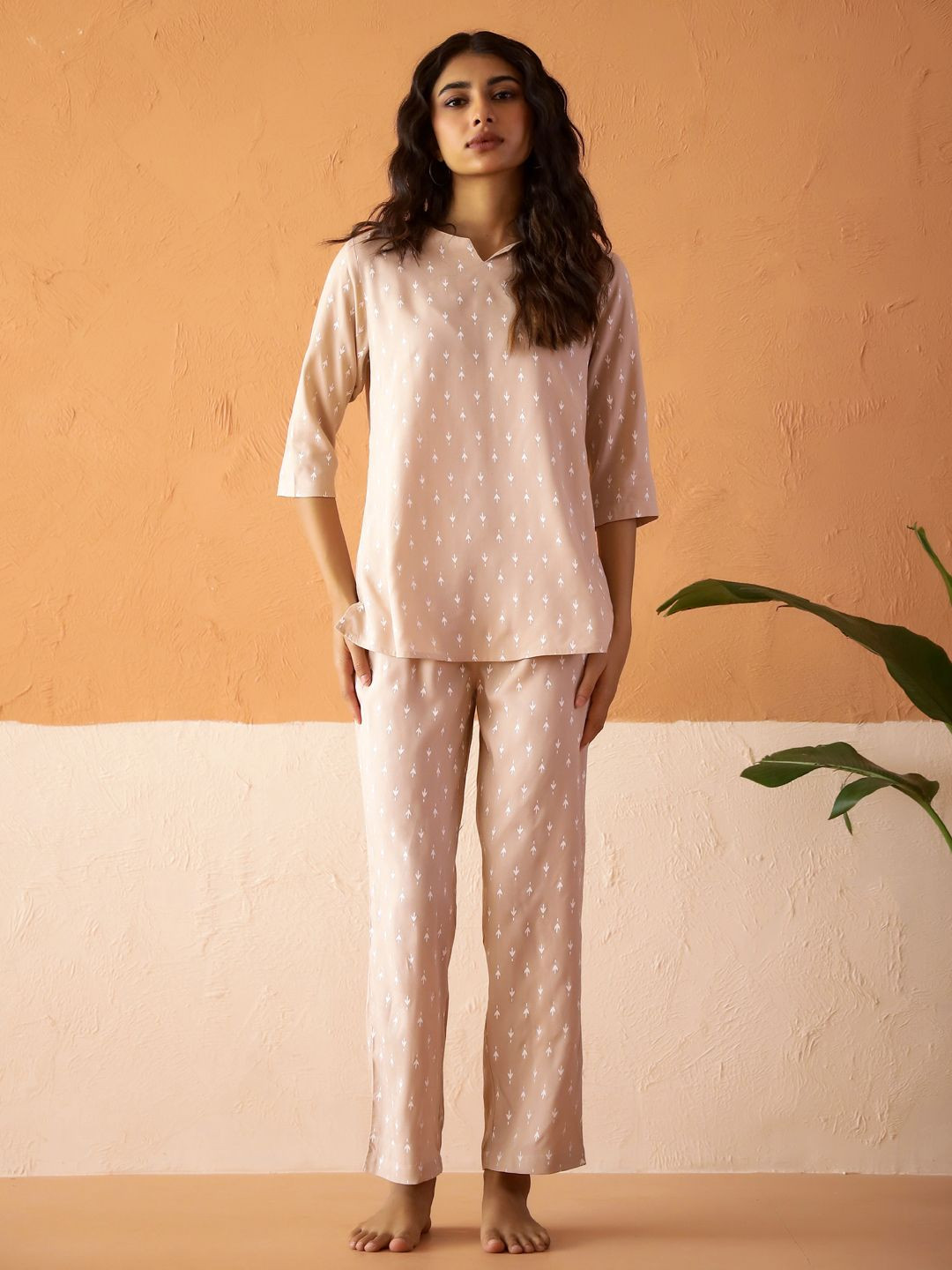 SANSKRUTIHOMES Women Cream Round Neck Viscose Rayon Printed Ethnic Motifs Night Suit