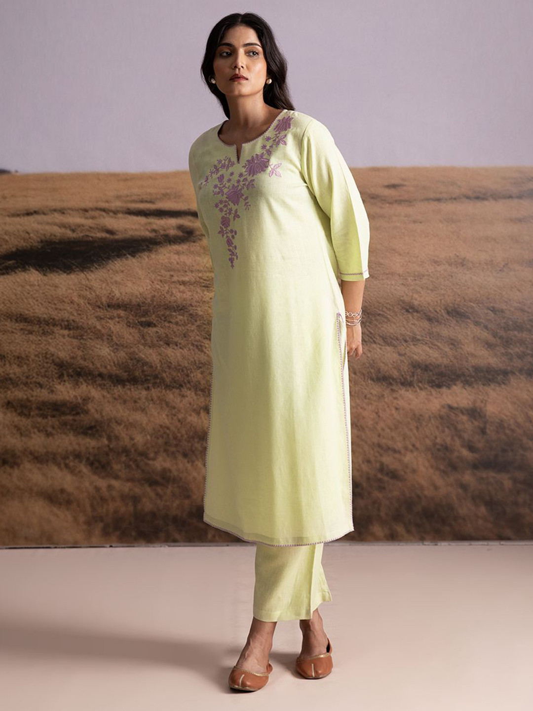 Bombay Bloom Floral Embroidered Thread Work Notch Neck Linen Straight Kurta