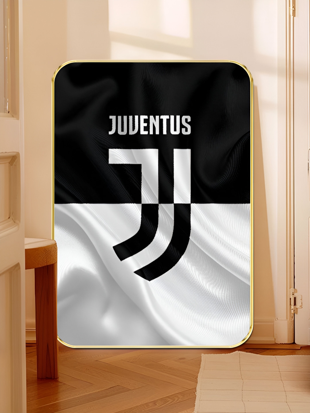 Livin'luxe White & Black Printed Juventus FC Wood Wall Art