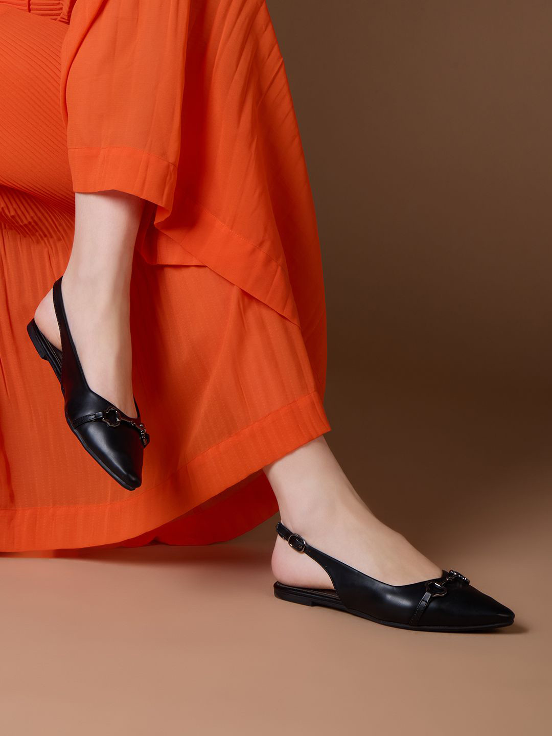 Inc 5 Women Solid Pointed Toe Mules with Buckles Detail