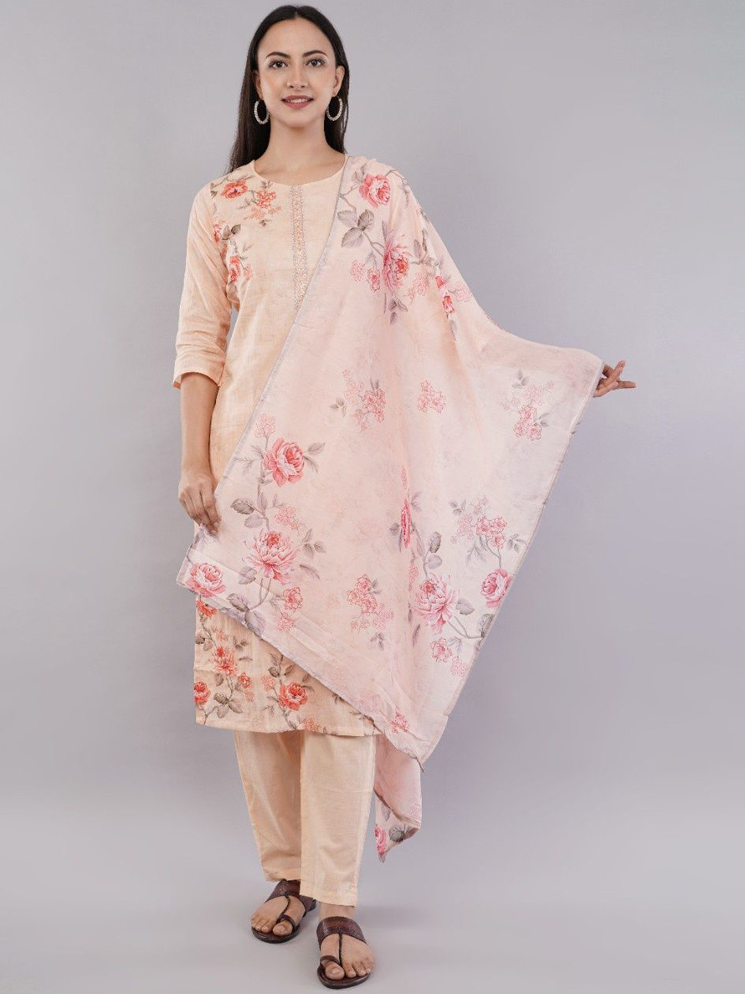 JIDI FASHION Floral Printed Regular Kurta With Trousers & Dupatta