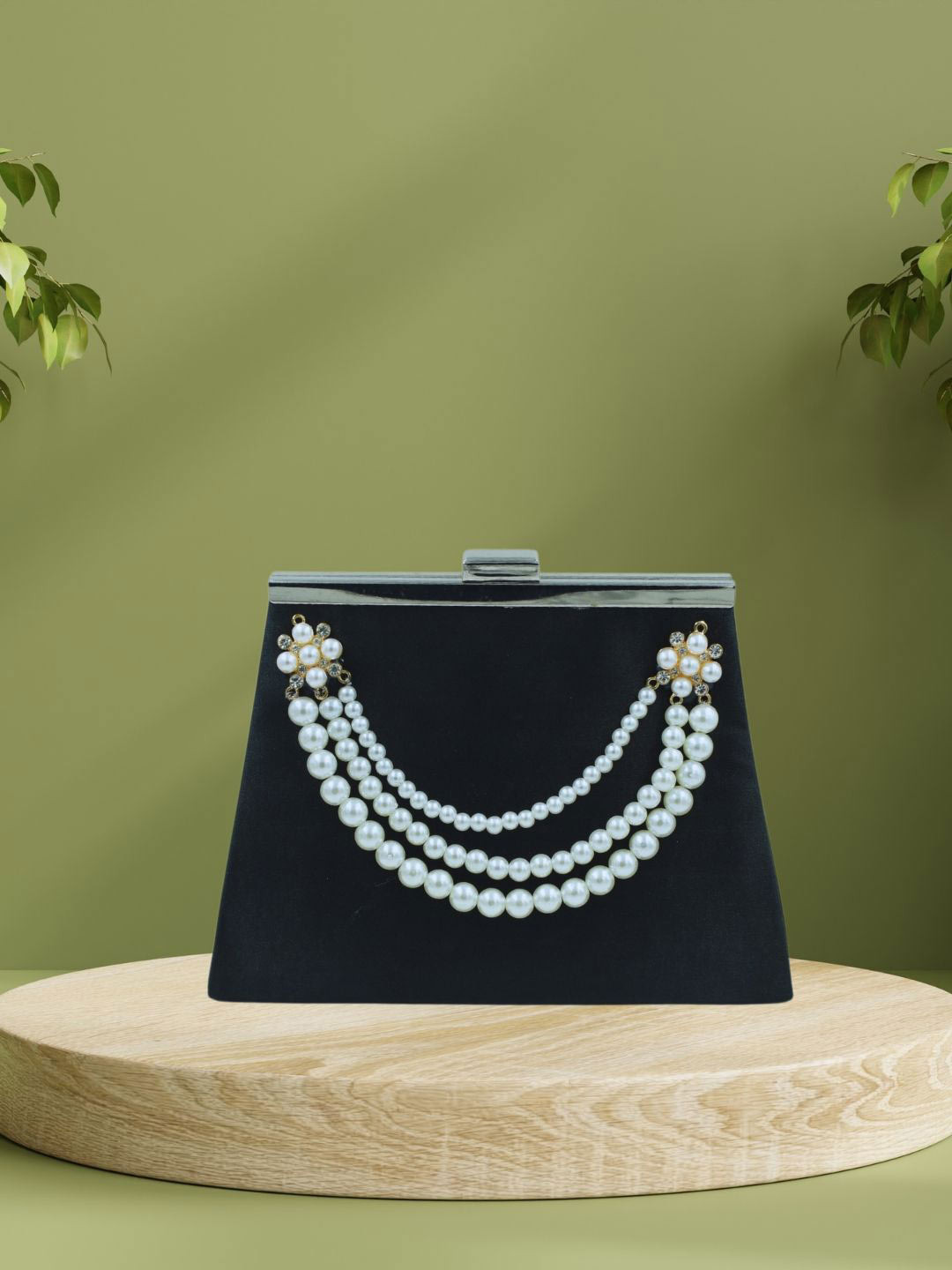 J & C Fashion Arena Embellished Clutch With Sling Chain