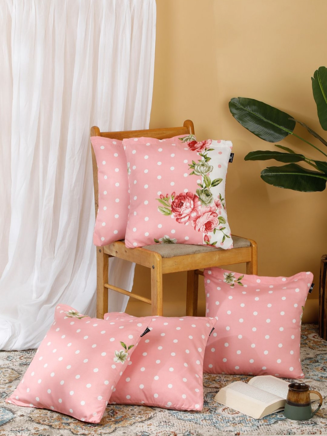 Arrabi Pink Floral Polyester Washable 5 Piece Square Cushion Covers - 15.7 x 15.7 Inches