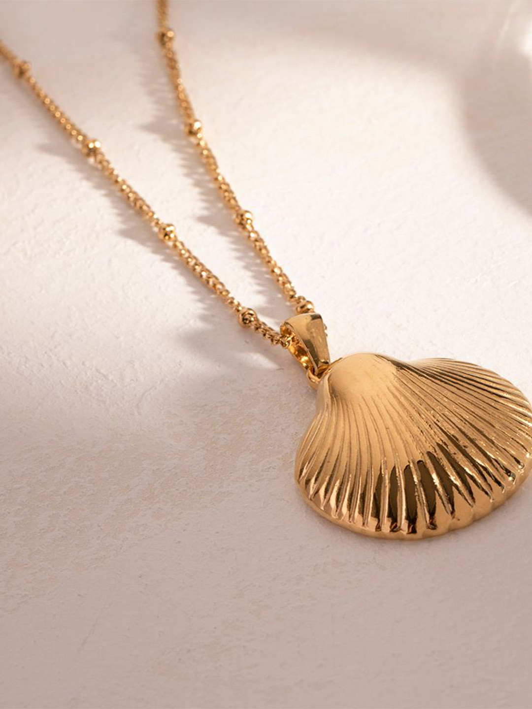 Aiza 18KT Gold Plated Oceanic Shell Pendant with chain
