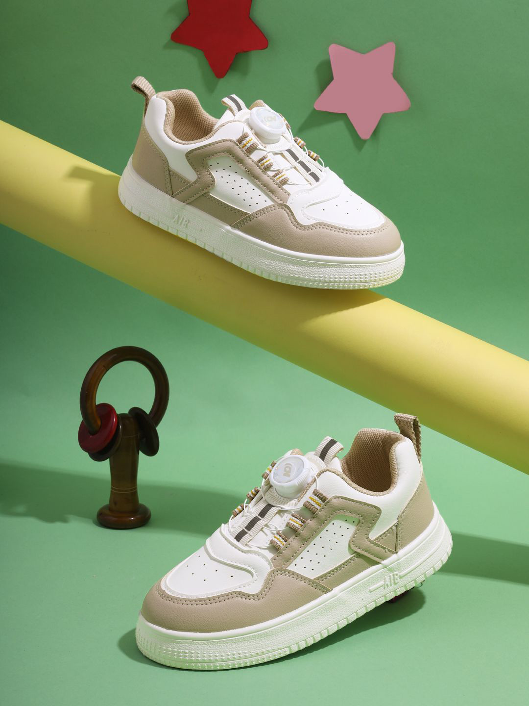 Truffle Collection Unisex Kids Colourblocked EVA or Rubber Sneakers