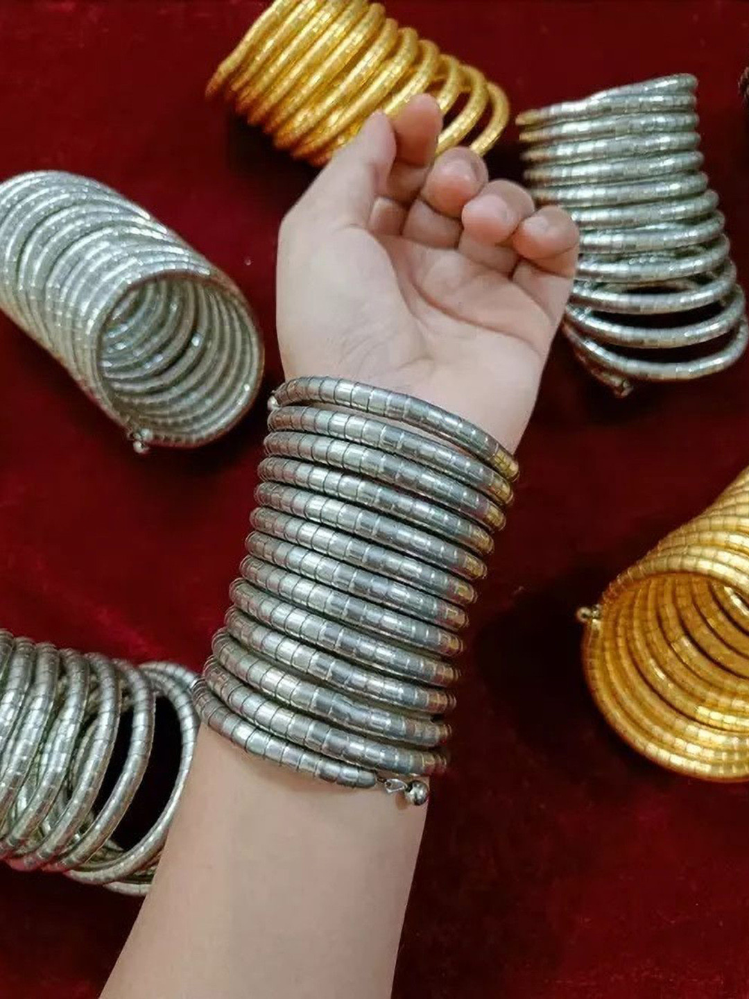 Sangria Spiral Bangle